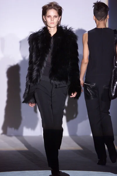 Look 15